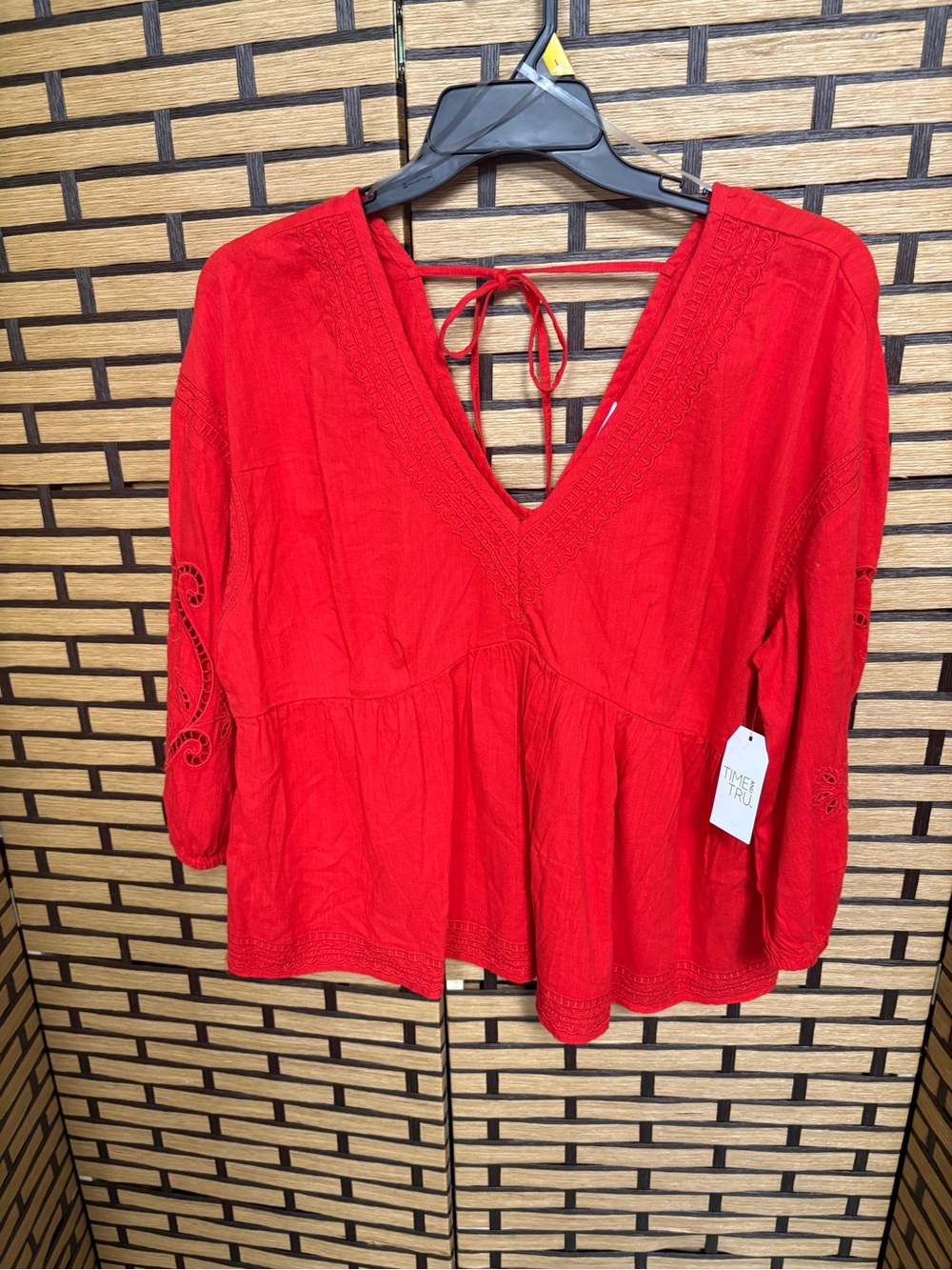 Time And Tru Red‎ Crochet Sleeve Top Size XL